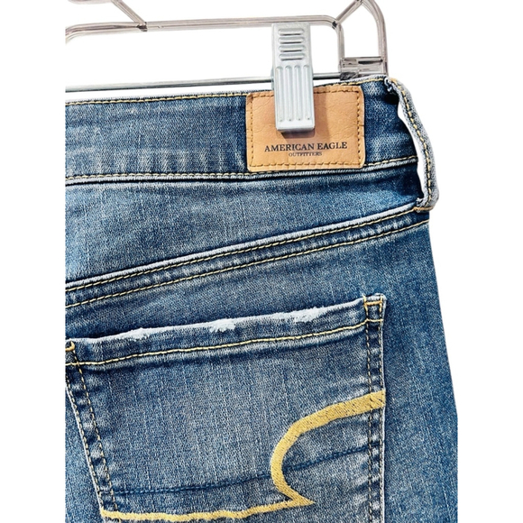 American Eagle Super Stretch X Shortie Shorts Size 4 Denim Jean Embroidered - Picture 5 of 5